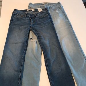 Hollister bundle of size 7 jeans